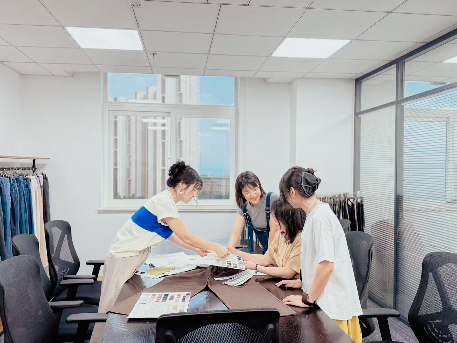 威海朗悦進出口有限公司&株式会社L.A.Cの私たちについての画像3